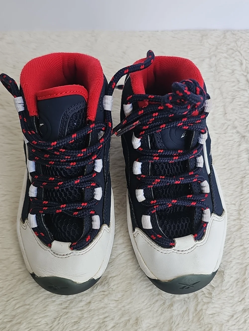 Reebok Question Mid USA Iverson Basketball Shoes Navy White Red Boys Size 11
